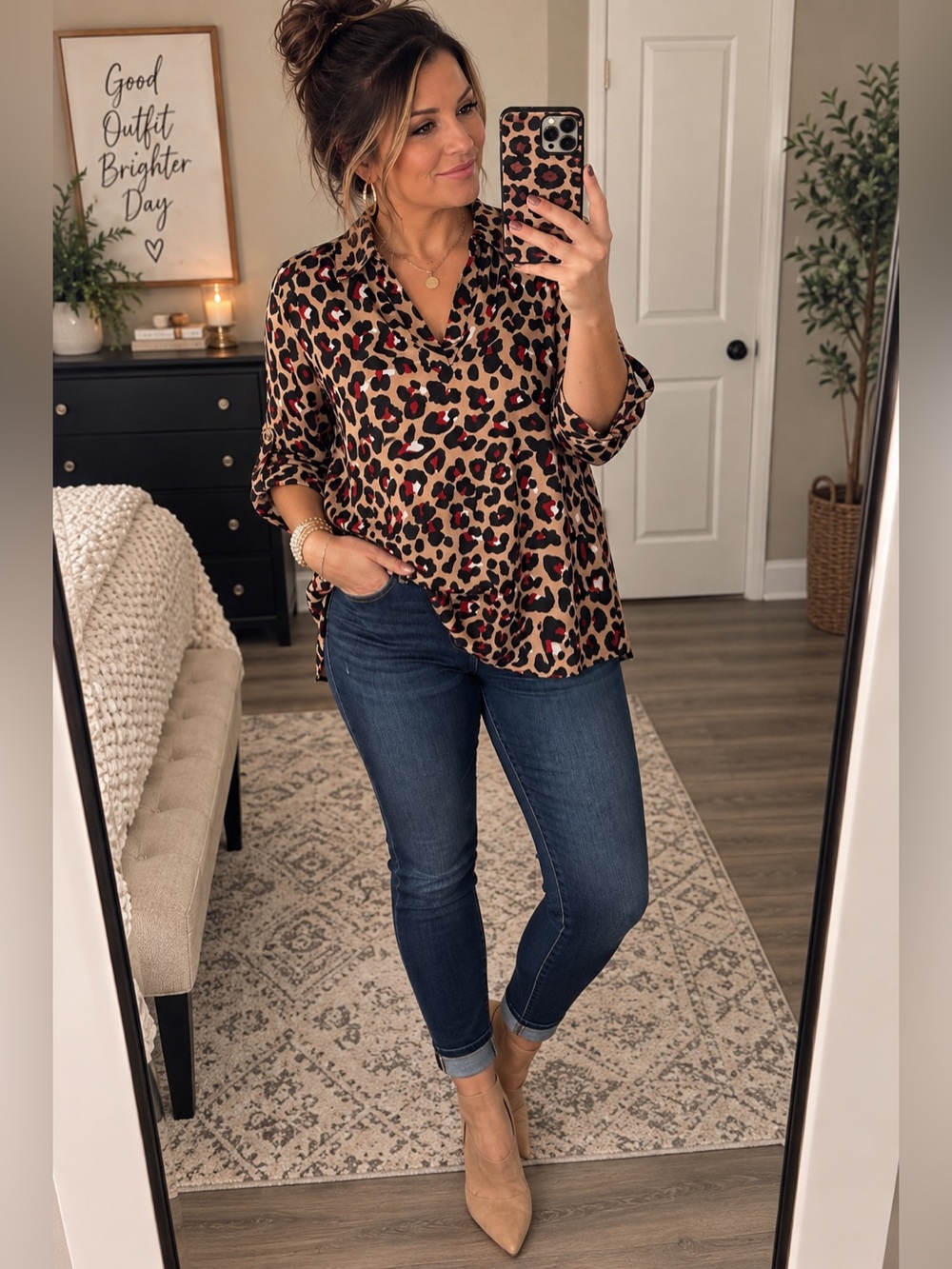 Anne Klein Leopard Print Blouse Large Roll Tab Sleeve Split Neck Workwear